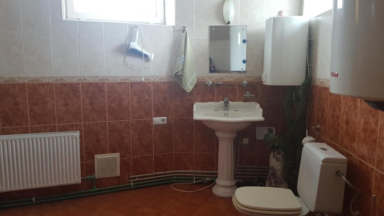 Smilgas Hotel Lici  Ngoại thất bức ảnh