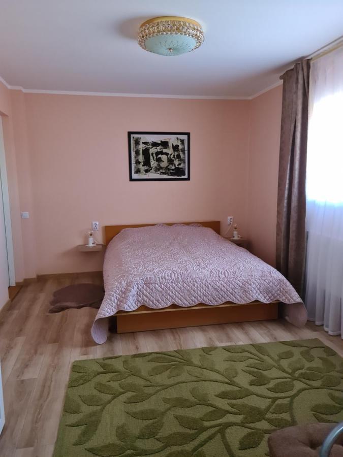 Smilgas Hotel Lici  Ngoại thất bức ảnh